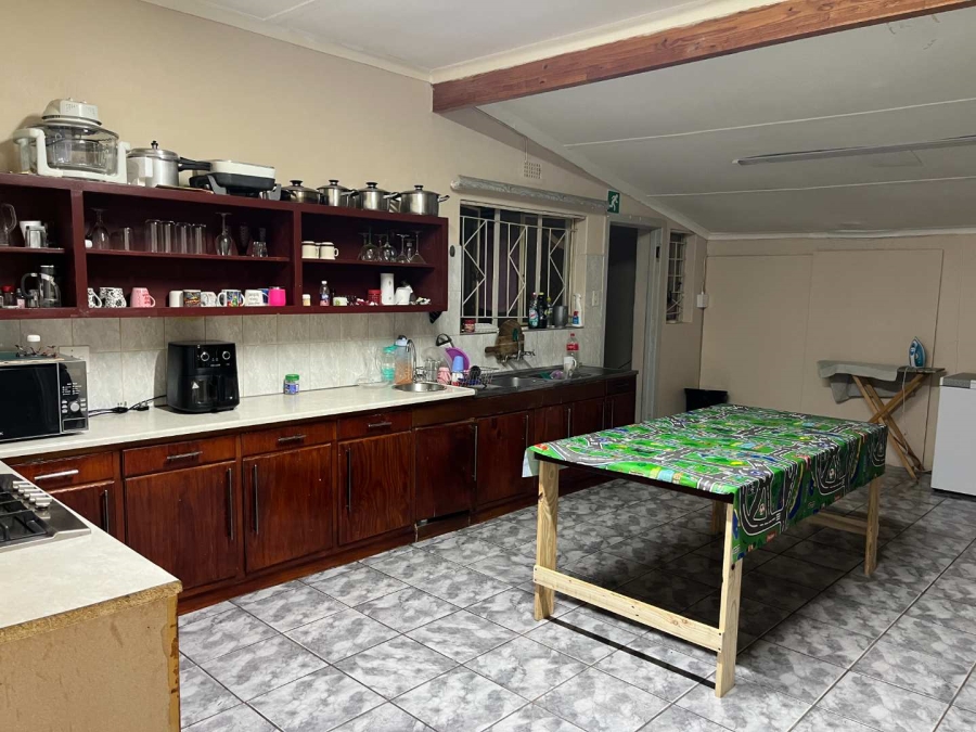 5 Bedroom Property for Sale in Die Rand Northern Cape